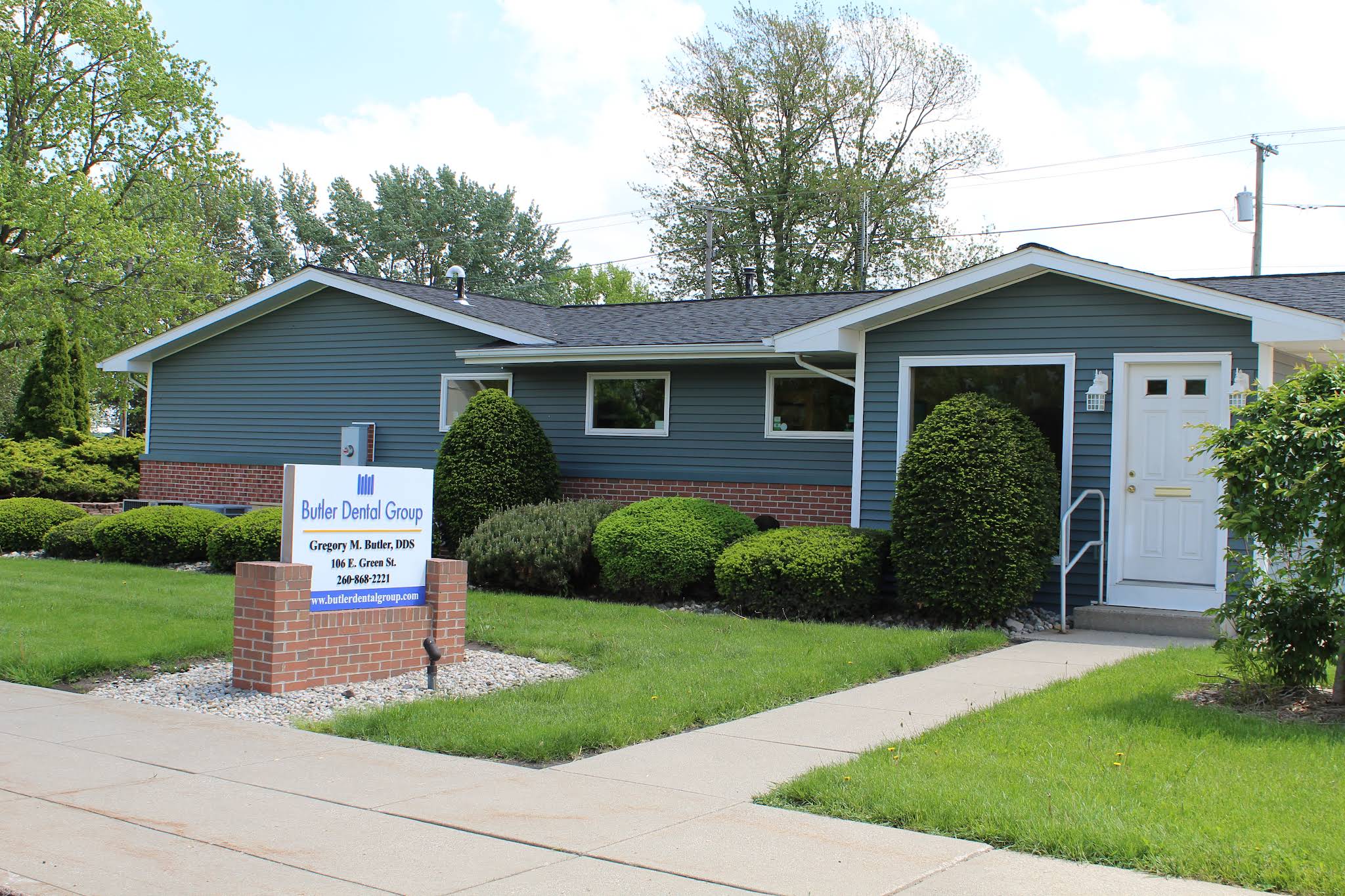 Dentist in Butler, IN